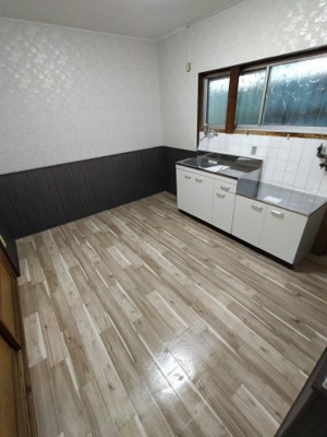  | 吉田３丁目貸家