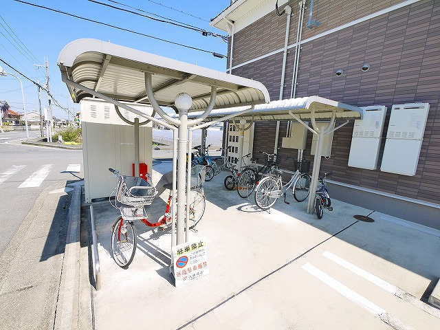 エスメラルダのその他共用部分|駐輪場