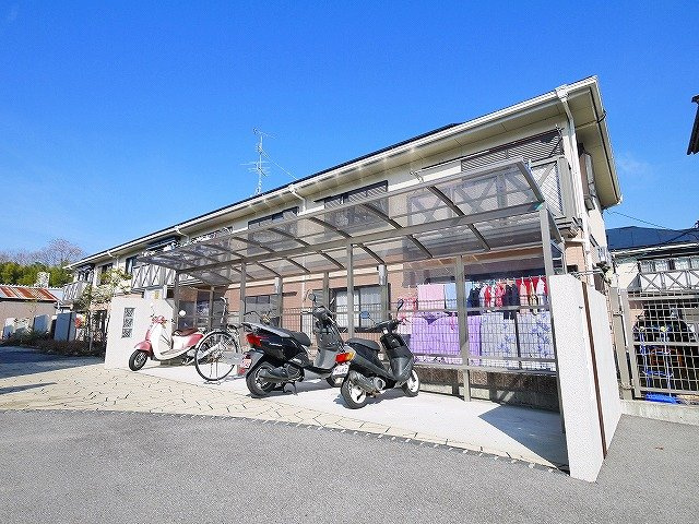 シャルマンヴィラのその他共用部分|自転車置き場