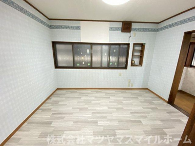 【洋室】 | 加納8丁目貸家