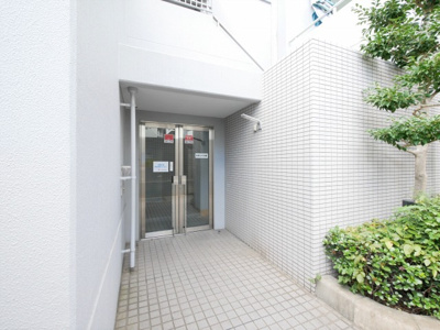 【エントランス】 | グランツ新大阪