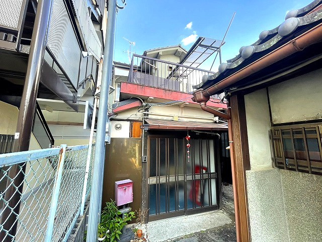 薬師堂町店舗の外観