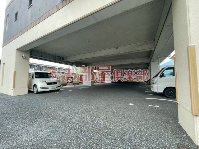 カドルの駐車場|カースペースがあります