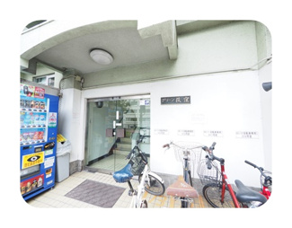 【エントランス】 | 清潔なエントランスです