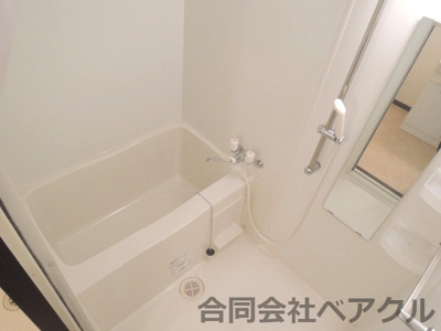 【浴室】 | MZヴィエラ | きれいなお風呂です