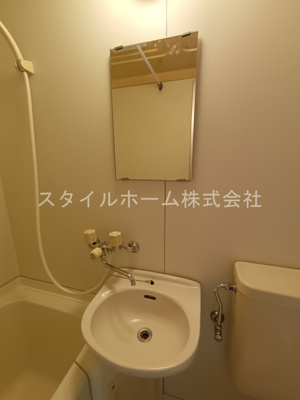【洗面所】 | ユトリロ三本木３