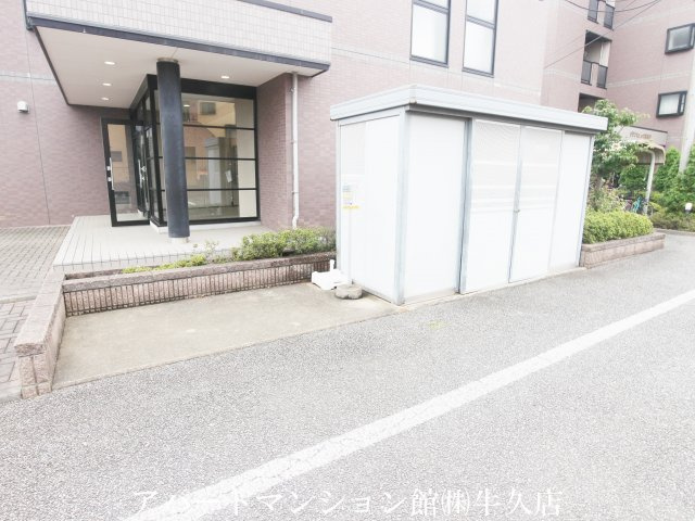 グランセレッソ弐番館のエントランス