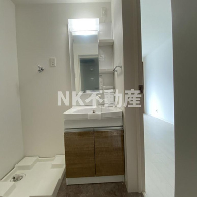 【洗面所】 | Faseciaグロリア（弥刀賃貸） | 広い洗面スペース