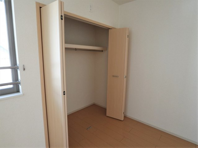 シュトラール　ドリットの収納