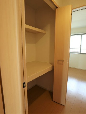 シュトラール　ドリットの収納