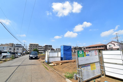 【前面道路含む現地写真】 | 国立市富士見台　新築分譲住宅 | 前面道路6ｍ　最寄り駅徒歩3分