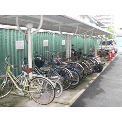  | メトロポリタン