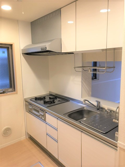 パルレのキッチン|写真は同建物の別部屋を参考に掲載しております。
