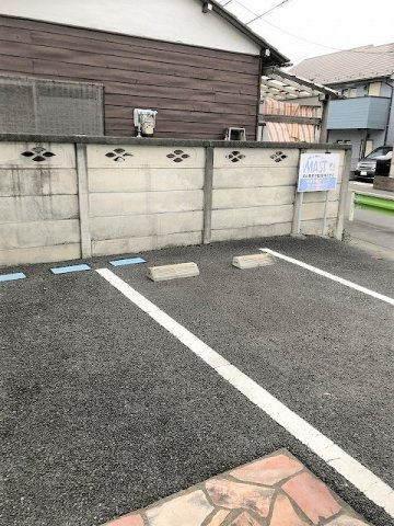 パルレの駐車場