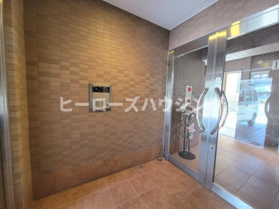 【エントランス】 | アストレア豊中清風荘