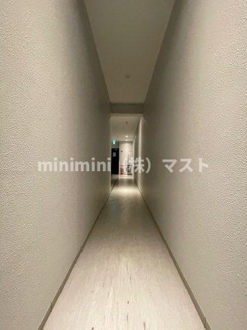 グランディスタ谷町九丁目のロビー