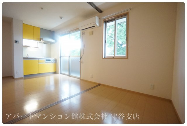 ドミール・ヤマキの洋室