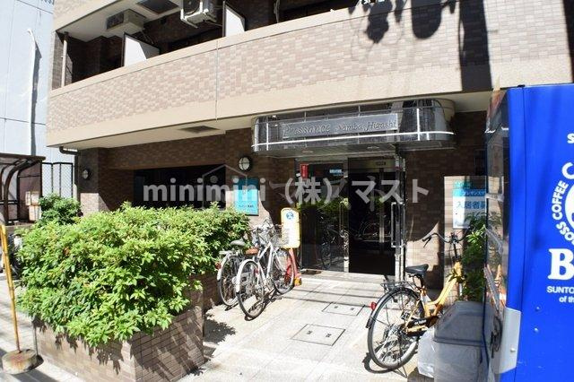 プレサンス難波東のエントランス