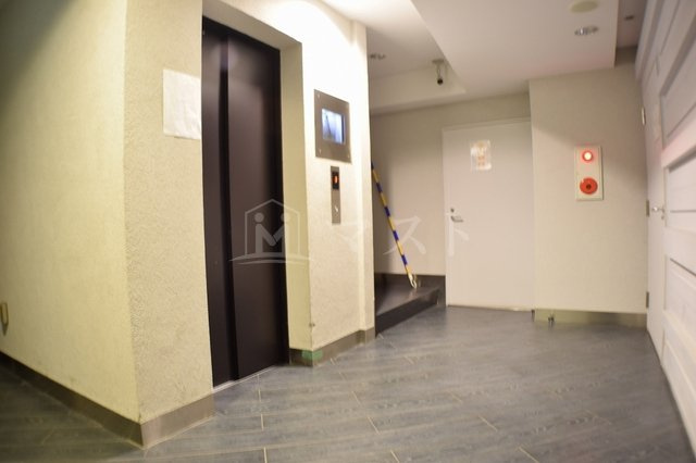 ＬＣ難波西のロビー