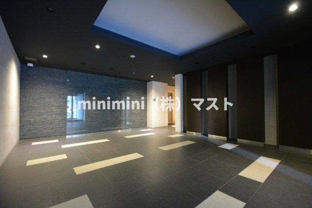 プレサンス難波セレクトのロビー