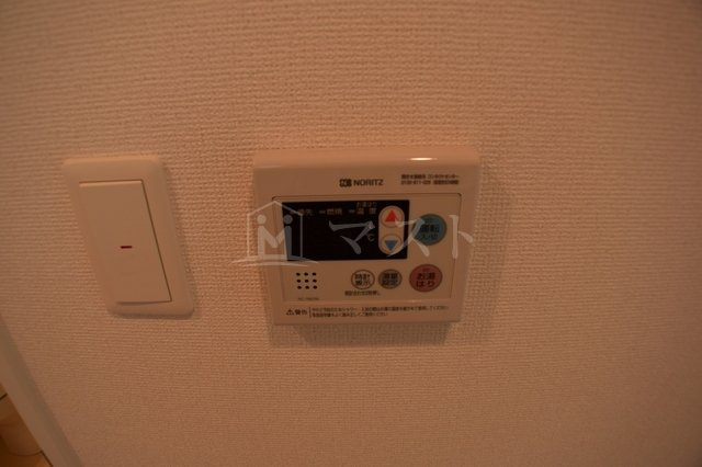 ラシュレエグゼ難波西の設備|給湯スイッチ