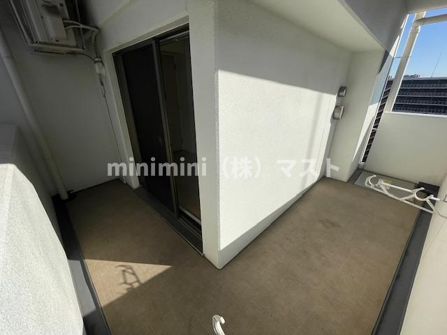 ラシュレエグゼ夕陽丘のバルコニー