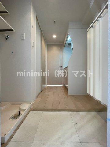 ラシュレエグゼ夕陽丘の玄関