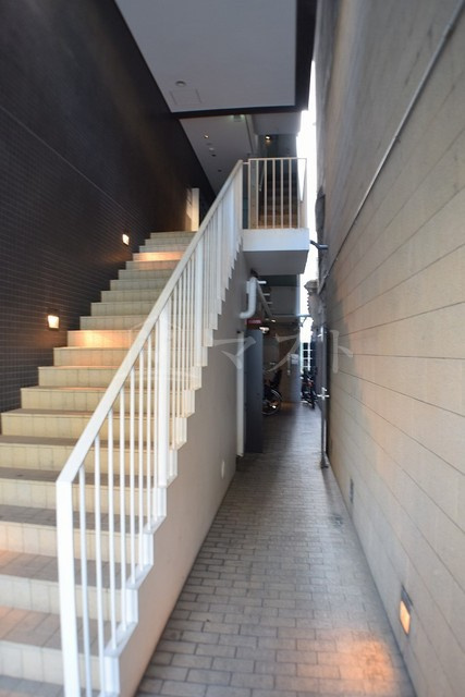 ラ・ドゥセール湊町のエントランス|エントランス