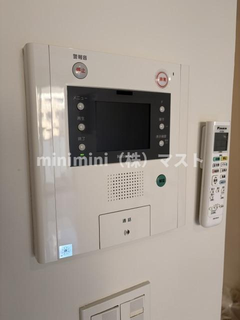 ラ・ドゥセール湊町の外観