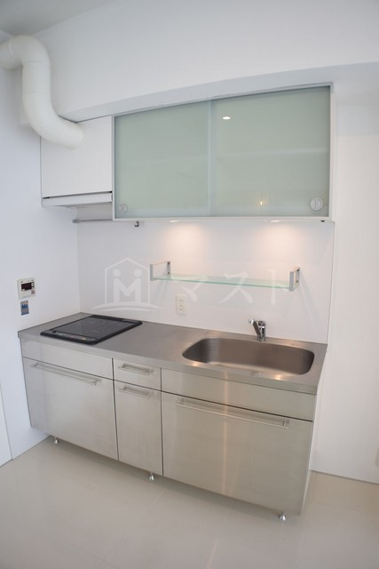 ラ・ドゥセール湊町のキッチン