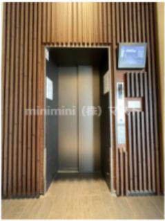 CITY SPIRE難波グレイスのロビー