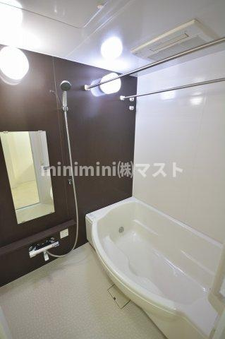 CITY SPIRE難波グレイスの浴室