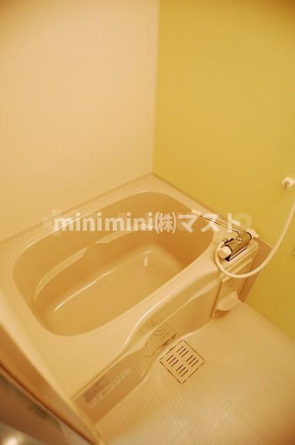 アドバンス難波ウインズの浴室