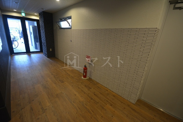 グランパシフィック梅南のロビー