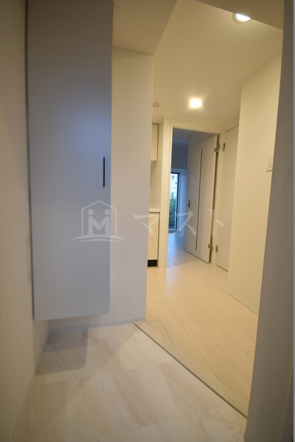 レオンヴァリエ天王寺北の玄関