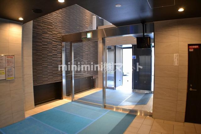 エスリード難波セントラルのロビー