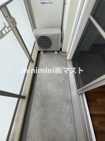 エルミタージュ難波南Ⅶのバルコニー