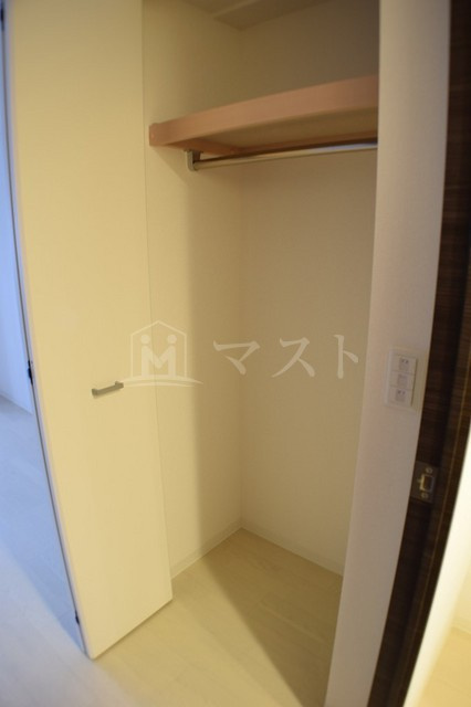 レジュールアッシュ難波ＭＩＮＡＭＩ　Ⅱの収納