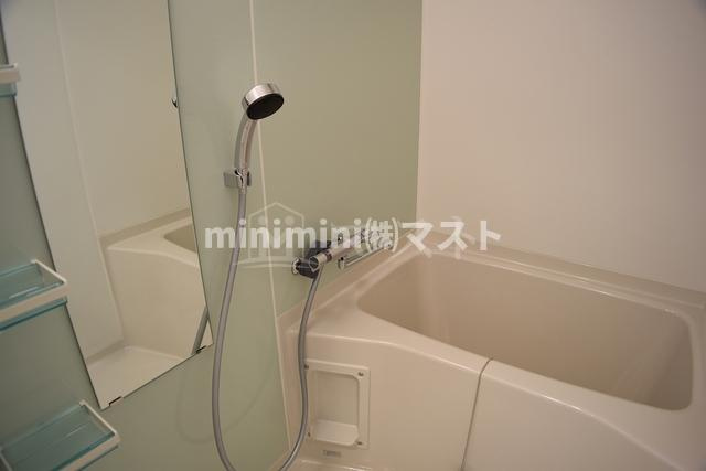 アドバンス難波南シャルムの浴室|浴室暖房乾燥機付いています。