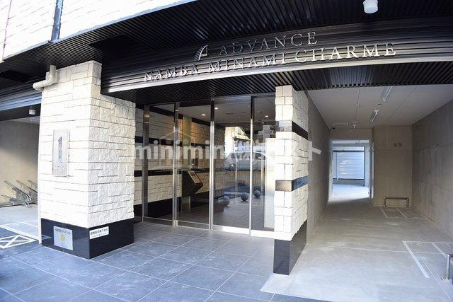 アドバンス難波南シャルムのエントランス|分譲賃貸ならではの豪華エントランス