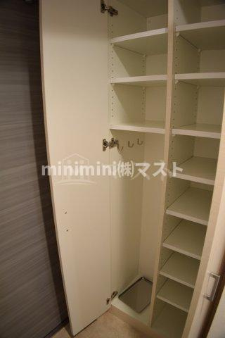 アドバンス難波南シャルムの収納|靴も沢山収納出来ちゃいます。