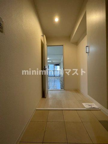 ラムール難波南の玄関