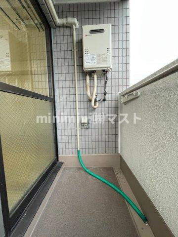 ラムール難波南のバルコニー