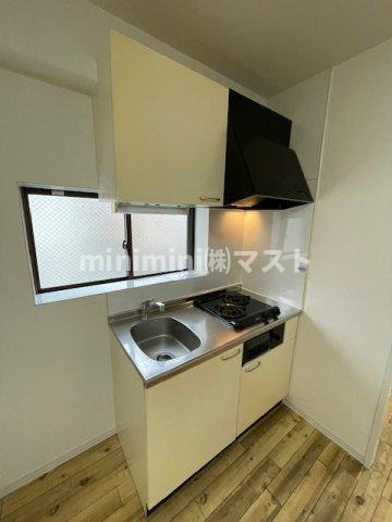 ラムール難波南のキッチン