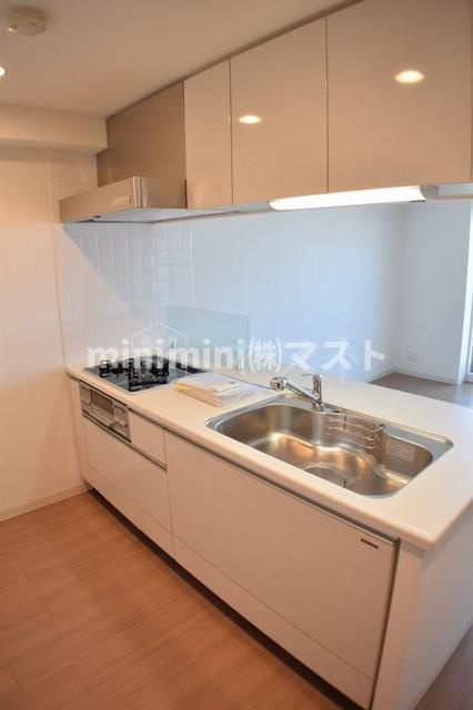 プレサンス難波フィネストのキッチン