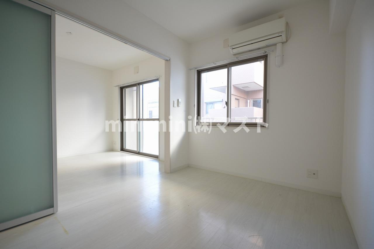 フェリーチェ難波の洋室