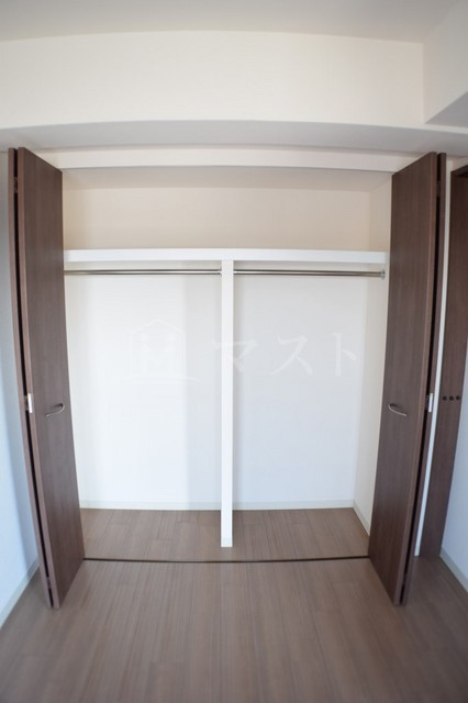 プレサンス難波フィネストの収納