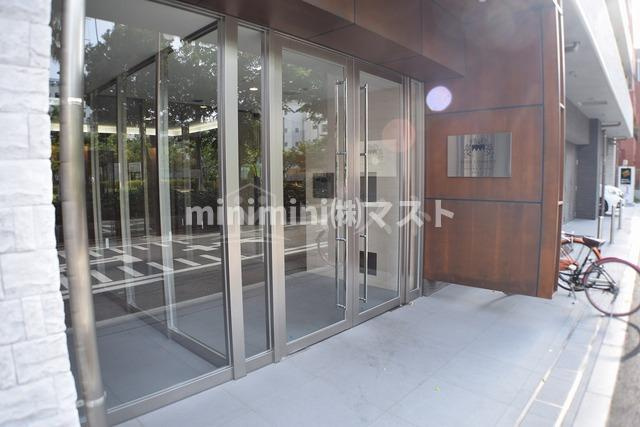 ＬＣ難波ブランのエントランス