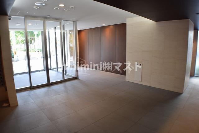 ＬＣ難波ブランのロビー|分譲感たっぷりのエントランス♪