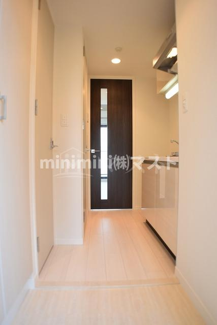 ＬＣ難波ブランの玄関